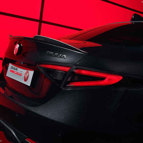 2027 Alfa Romeo Giulia Luna Rossa Exterior